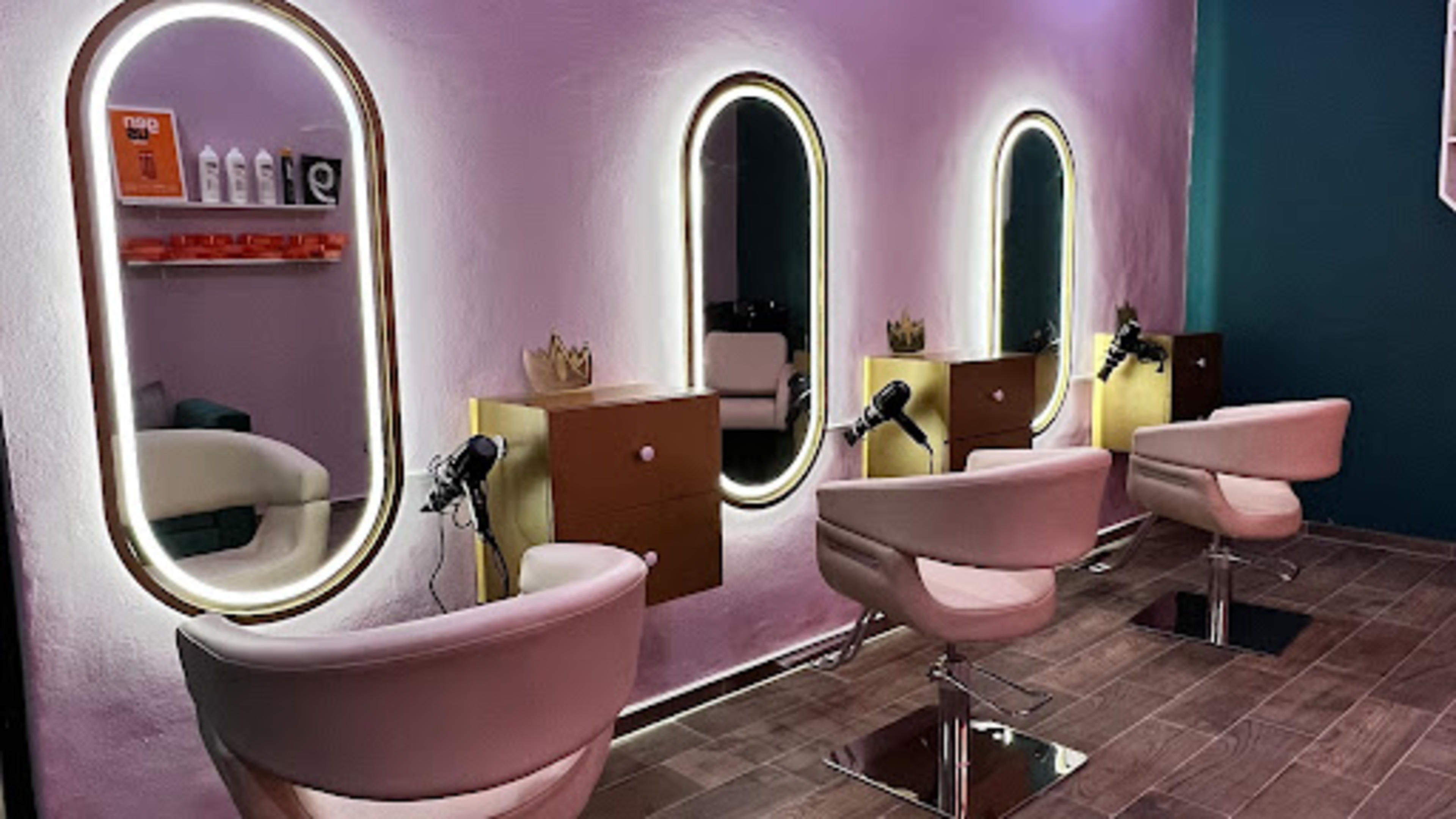 Maison de beauté Taj - logo