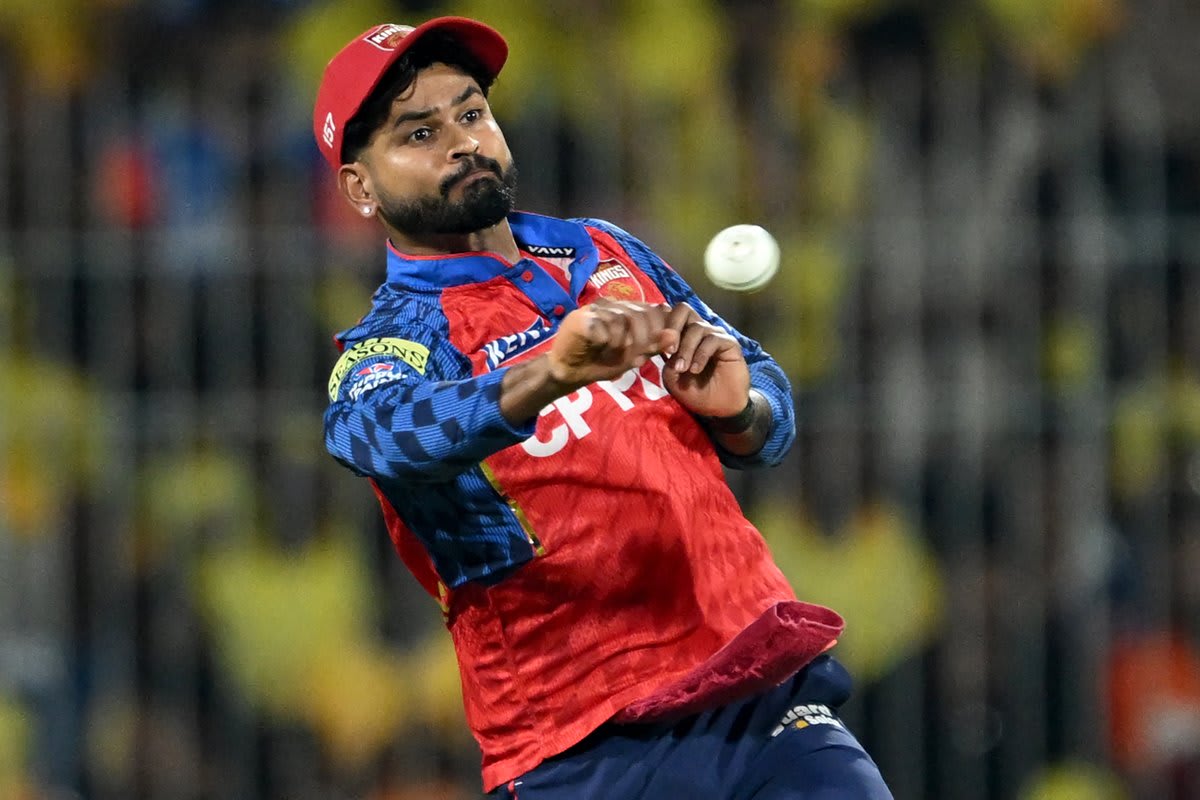 Shreyas Iyer को ₹24 लाख का जुर्माना, पूरी टीम पर भी कार्रवाई