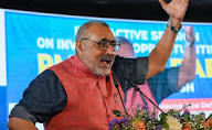 विवादित टिप्पणी के बाद राजनीतिक दल आमने-सामने, इतिहास और सामाजिक सौहार्द पर नई बहस