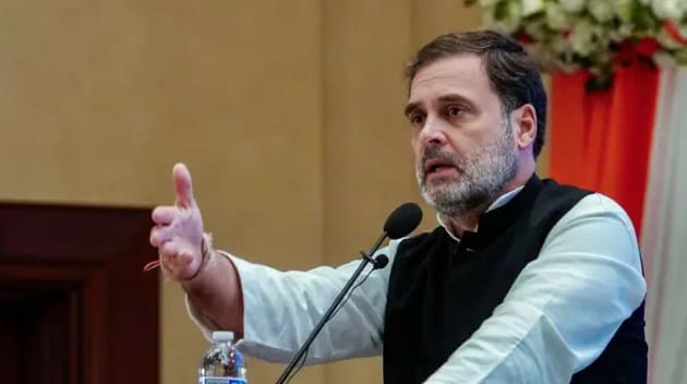"देश में इमरजेंसी के हालात? राहुल गांधी के बयान से गरमाई राजनीति"