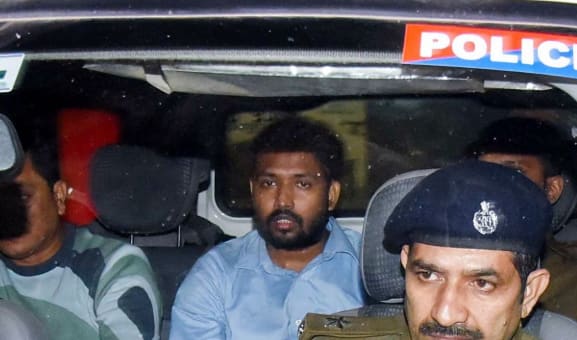 कानूनी विवाद में घिरे खान सर, सोशल मीडिया पर पहचान और छवि पर बहस