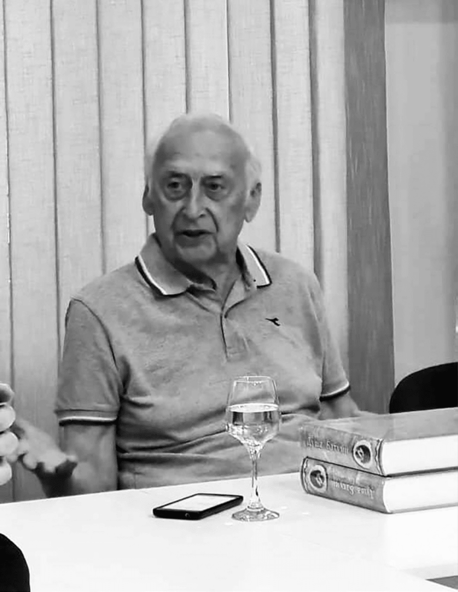 Валерий Новарро