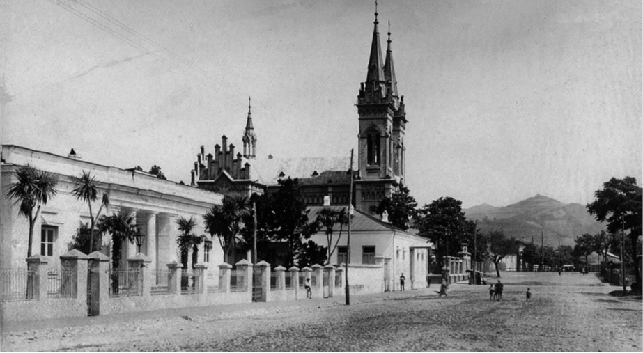 церковь на улице Комарова