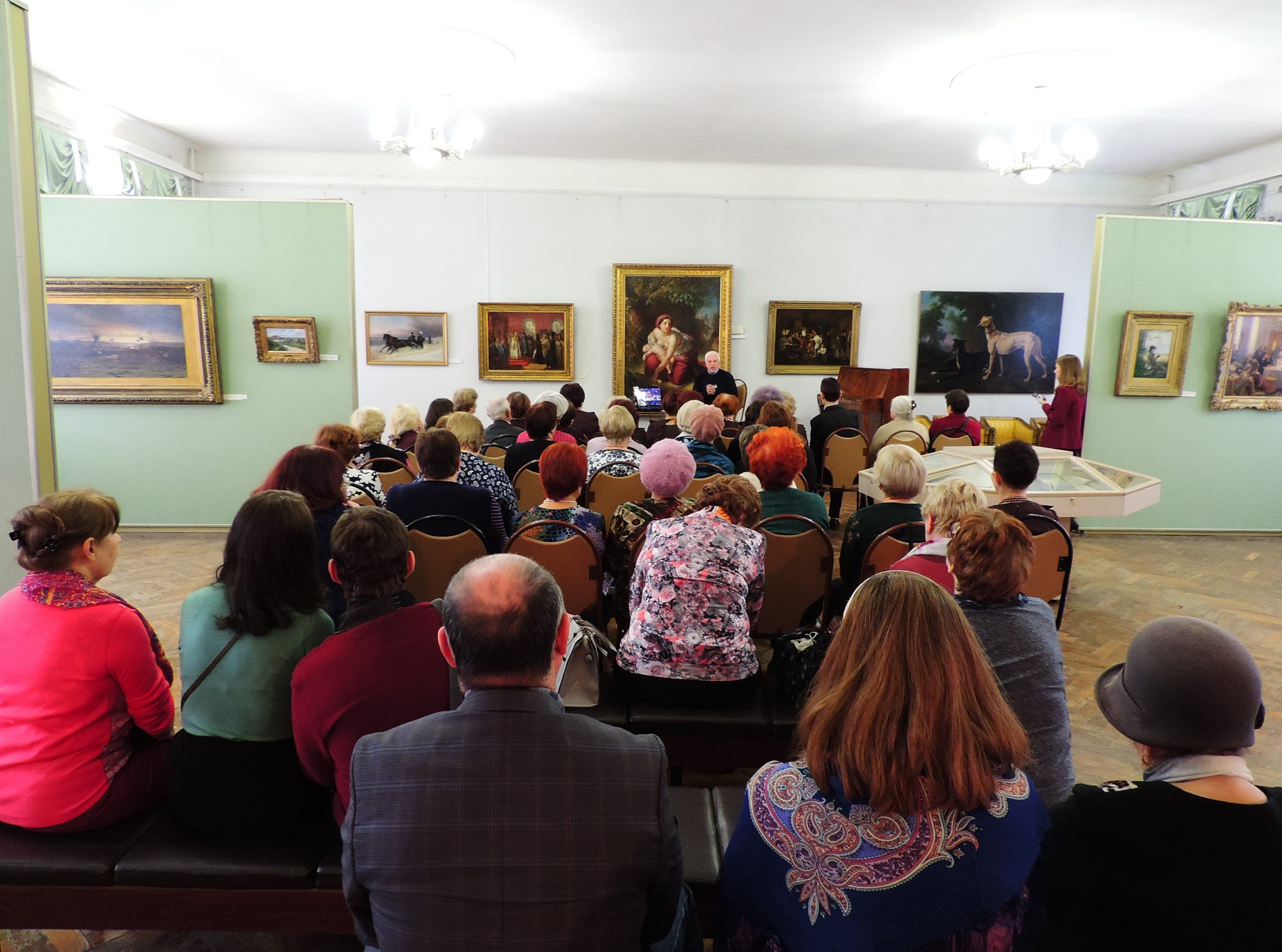 слушатели во время рассказа