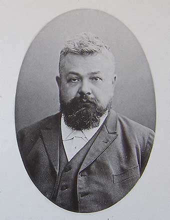 чёрно белый снимок с Тихомировым Владимиром Андреевичем