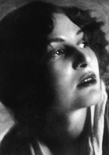 портрет Зинаиды Райх