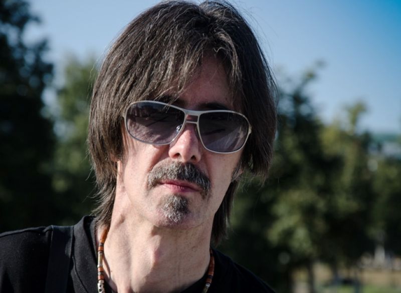 Виктор Панков в солнечных очках