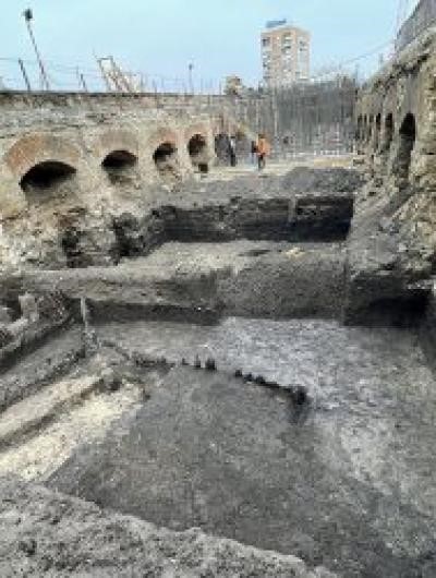 вид с раскопочной площадки