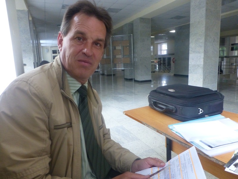 Олег Волков