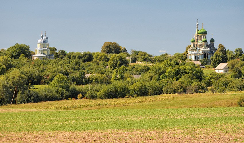 вид на Белокриницкий монастырь
