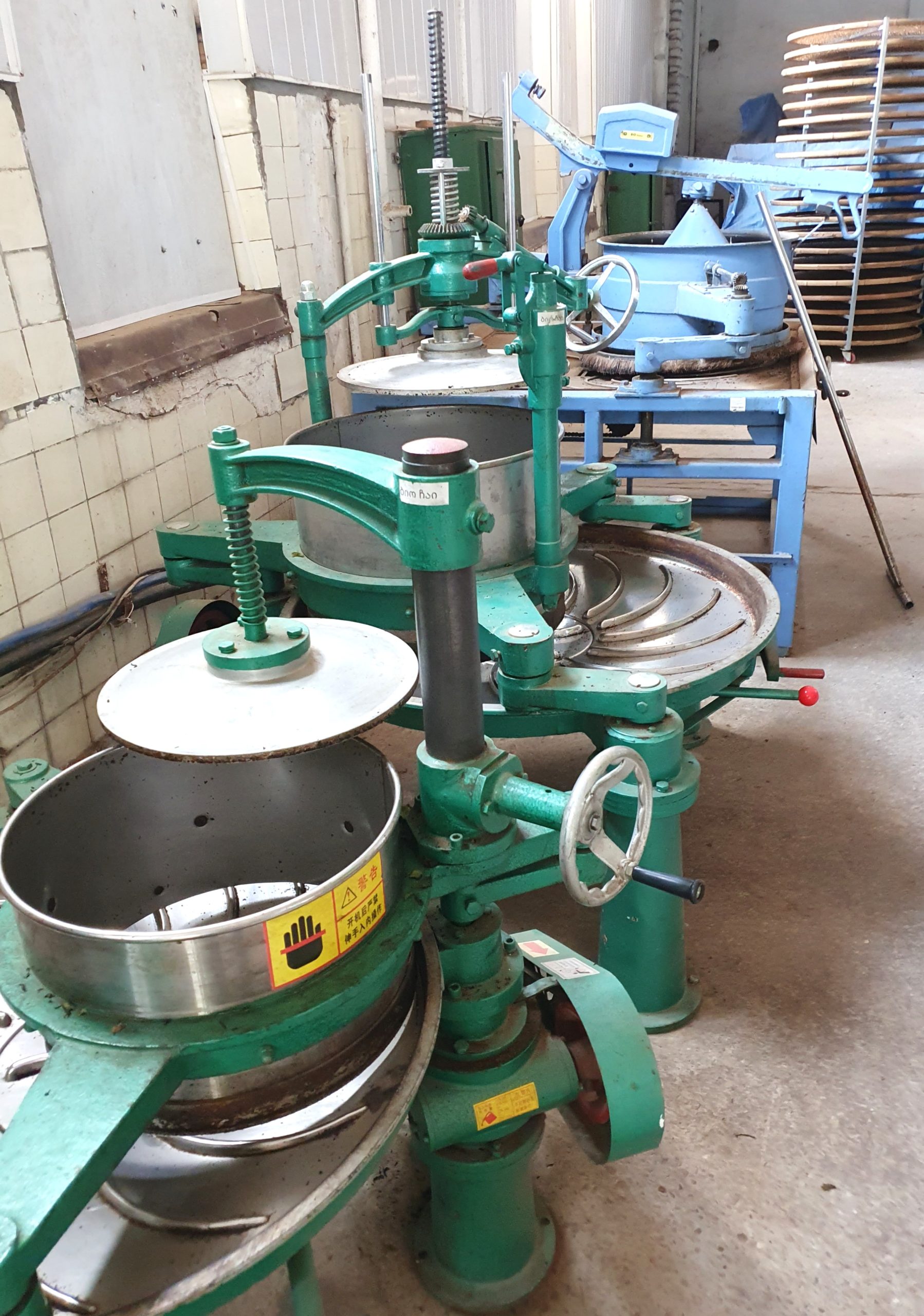 оборудование на чайной фабрике