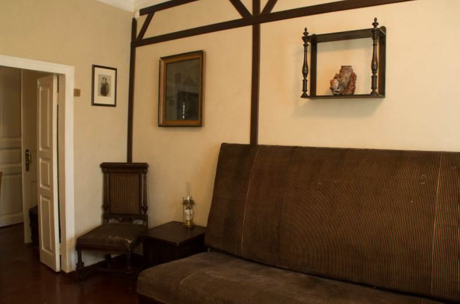 стул и диван