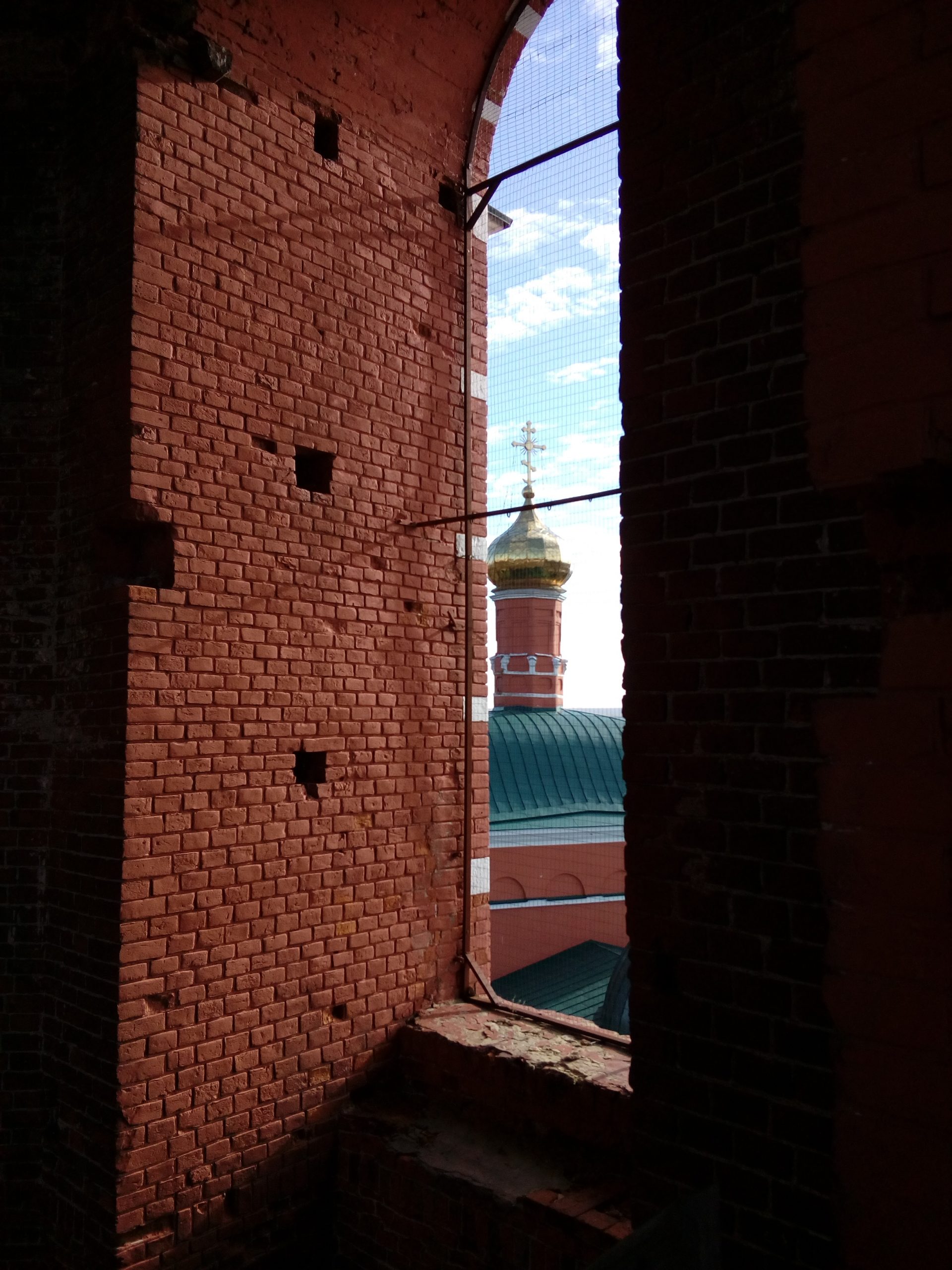 вид на храм с колокольни