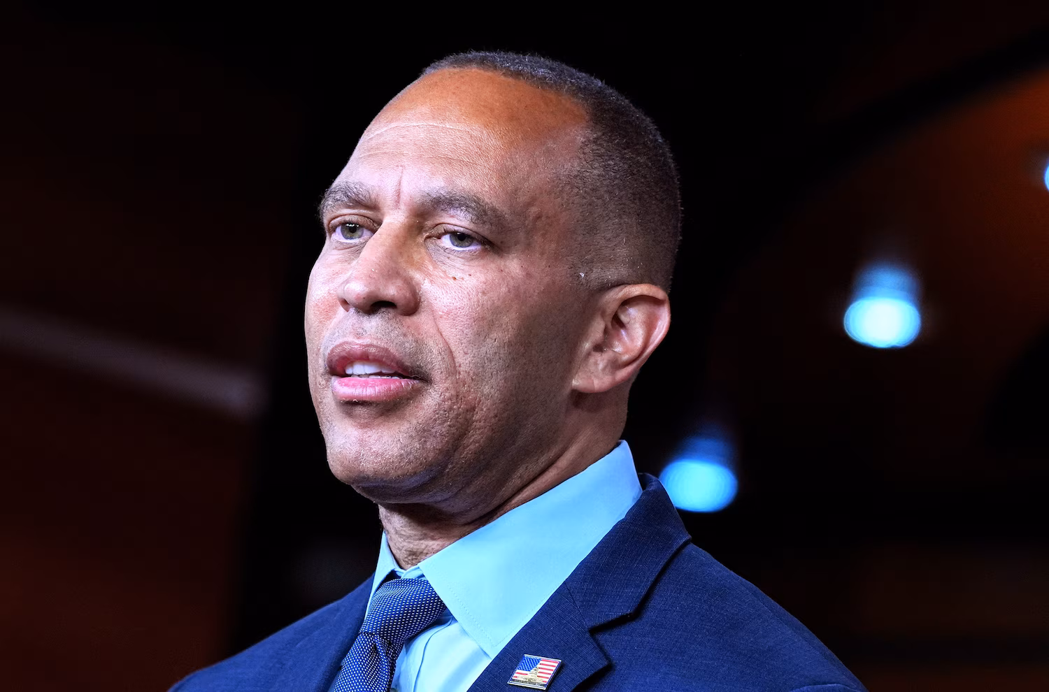House Democratic Leader Jeffries Calls On lawmakers To ‘Act Urgently’ On AI