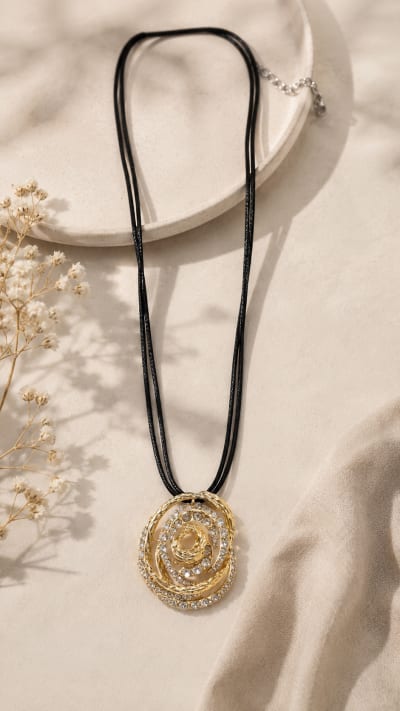 ✨ GOVIRA Aurelia Luxe Crystal Pendant Necklace 💎