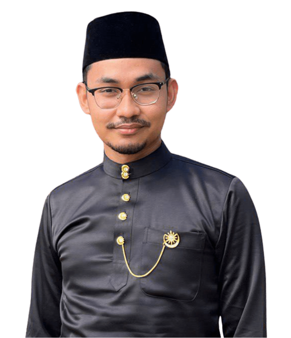 Wan Muhammad Azizi in formal traditional attire