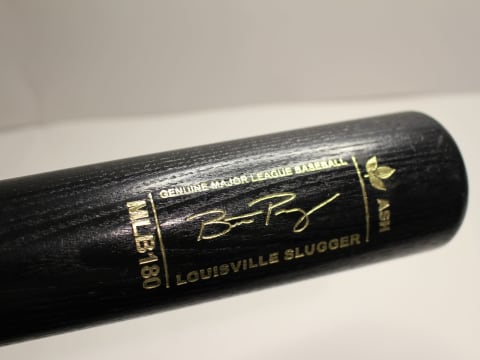 Louisville Slugger Genuine MLB Player Signature Baseball Bat photo 1