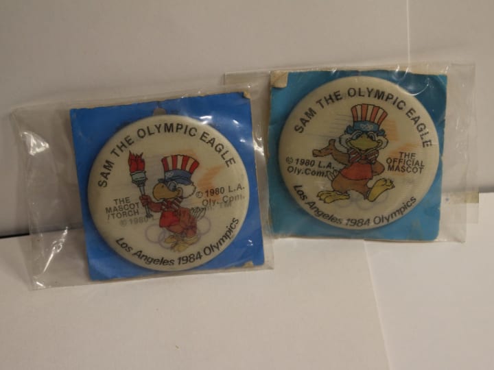 Summer Olympics button pins