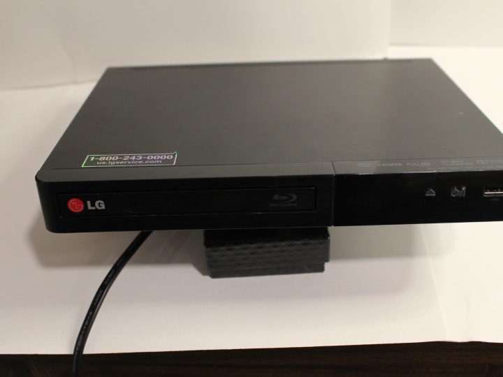 LG BP340 Blu-ray Disc Player