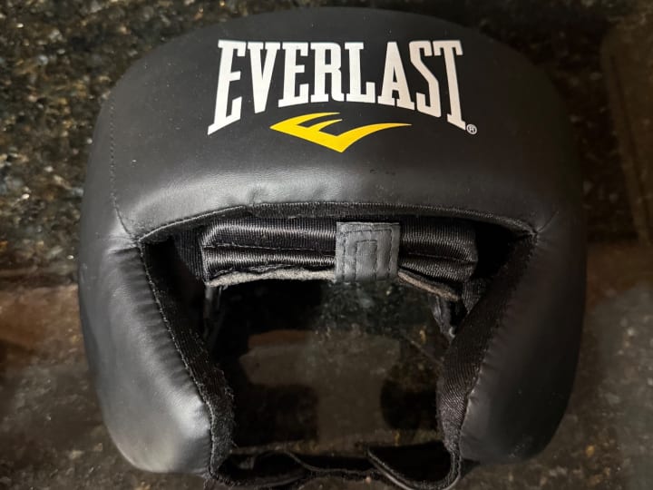 EVERLAST PROTECTIVE HEADGEAR