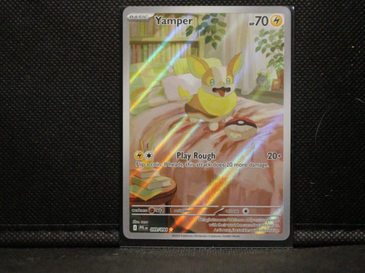 Yamper 099/094 Pokémon Full-Art Holo Card