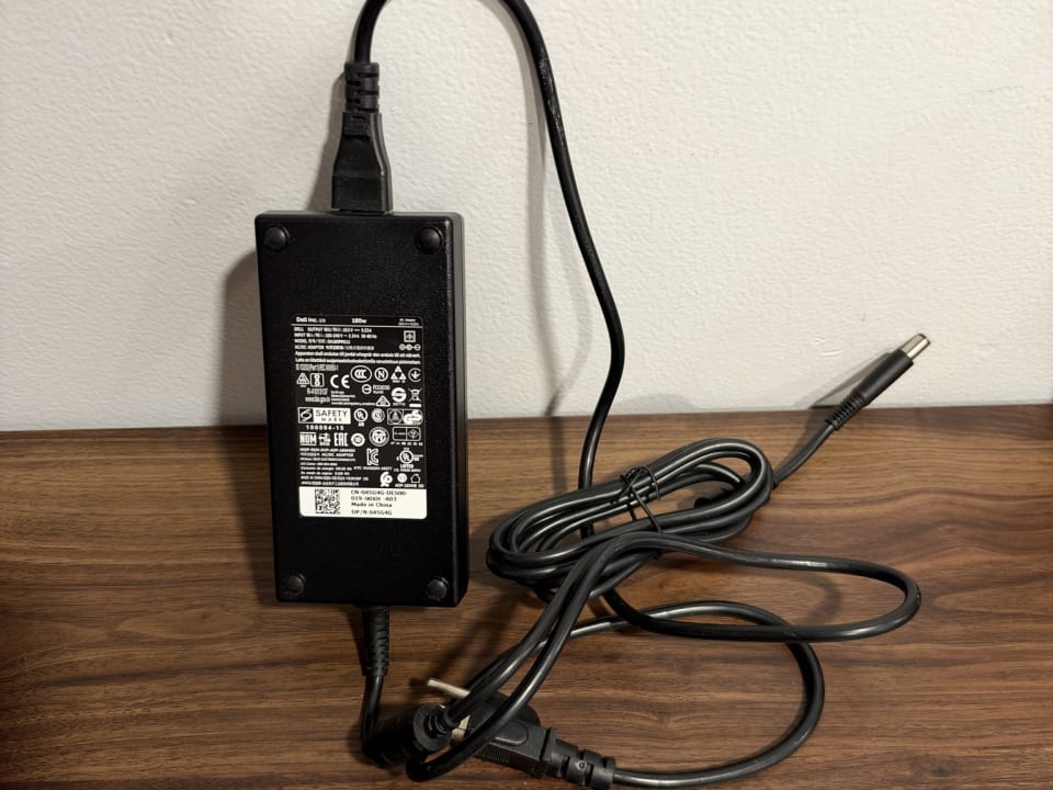 Dell 180W Laptop AC Adapter DA180PM111 — 19.5V 9.23A