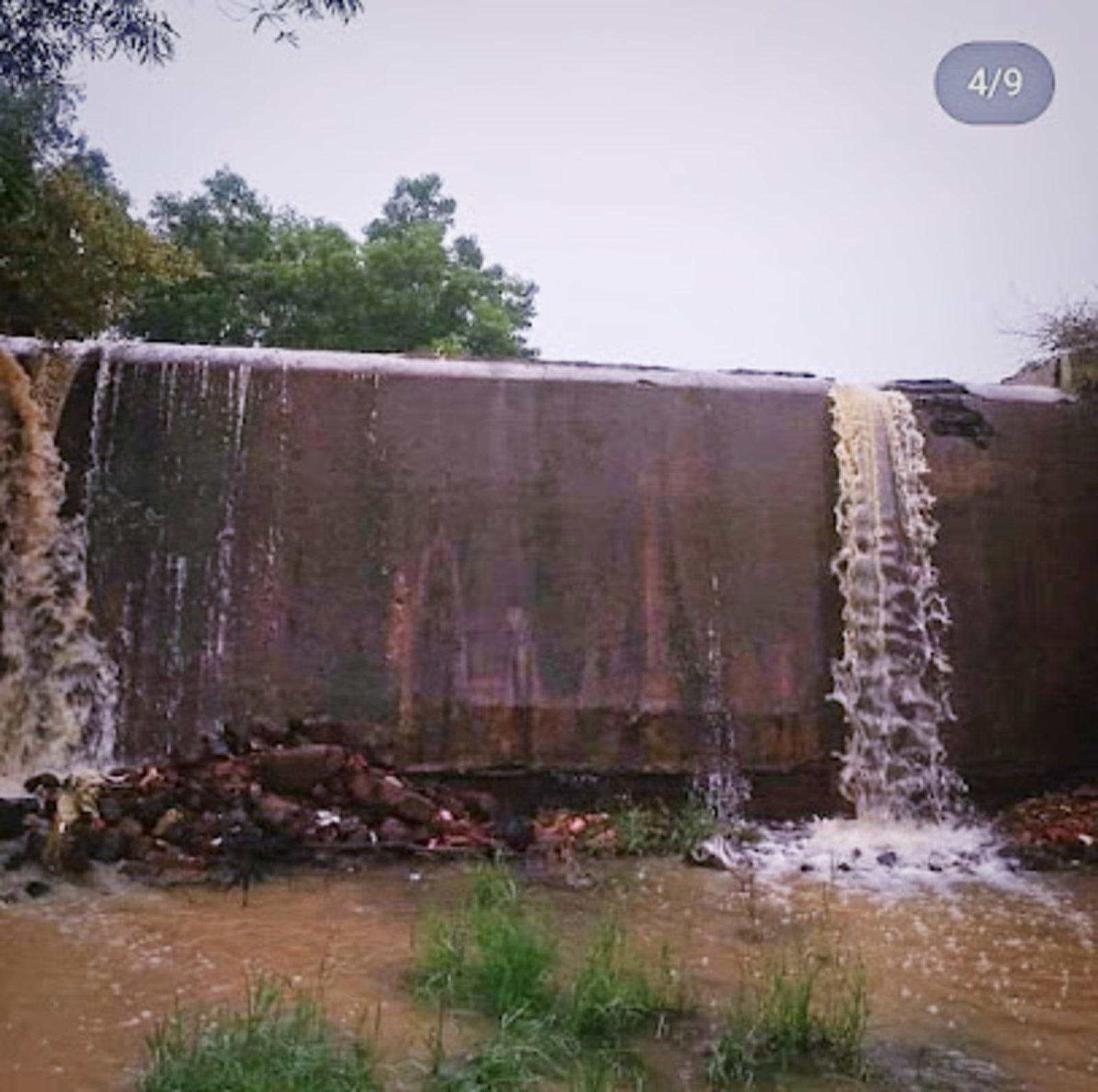 Bangaikalam Waterfall