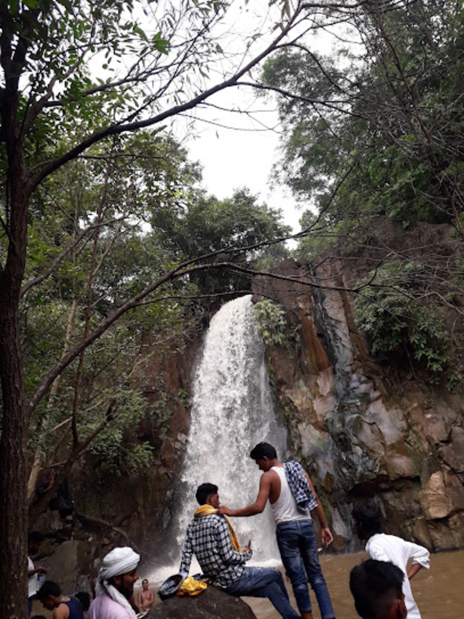 Damaklol Waterfall