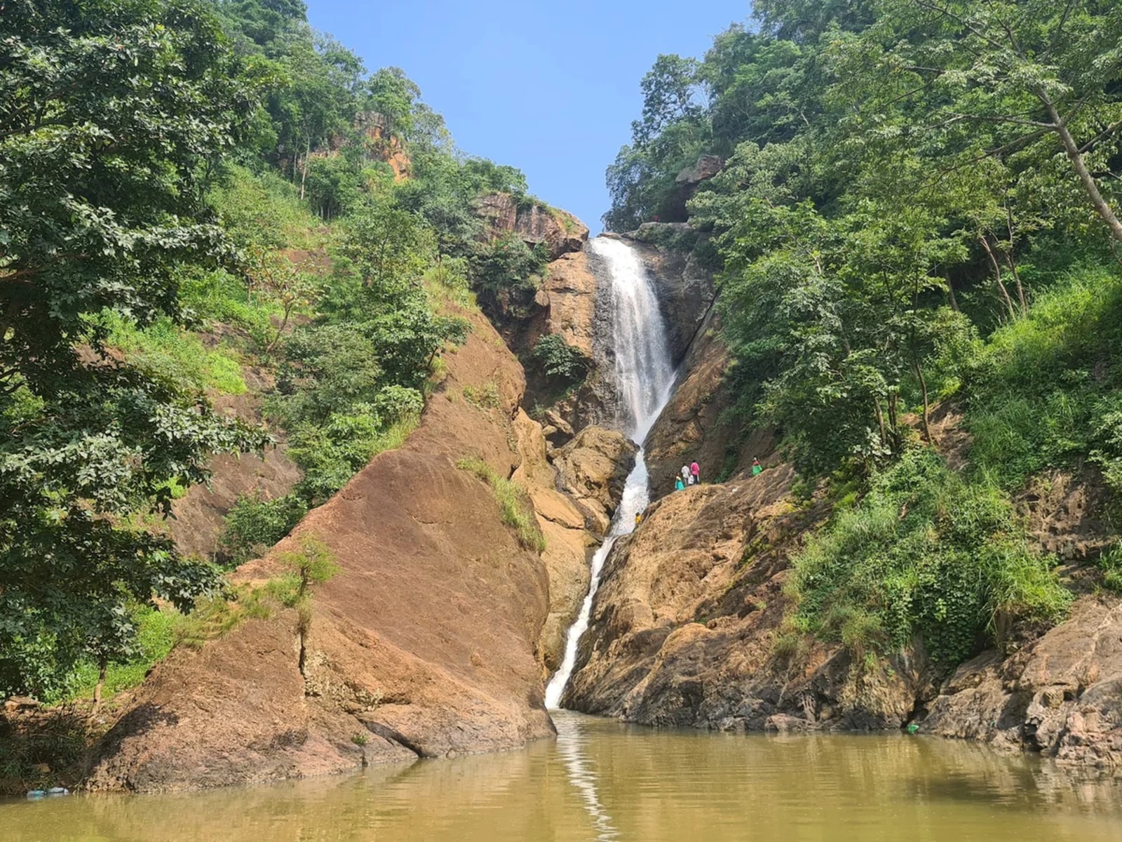 Tiru Falls