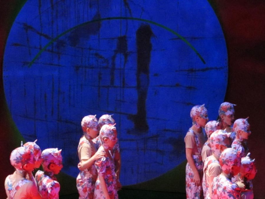 DOUCE ET BARBE BLEUE