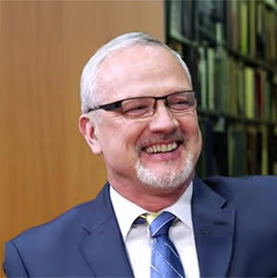 Photo of Dr. Kenneth Harwood