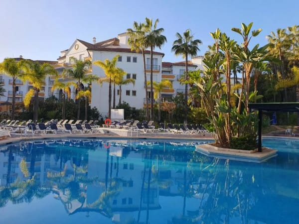 Marbella vacation rental - Crystal clear swimming pool set within beautifully manicured subtropical gardens in Elviria