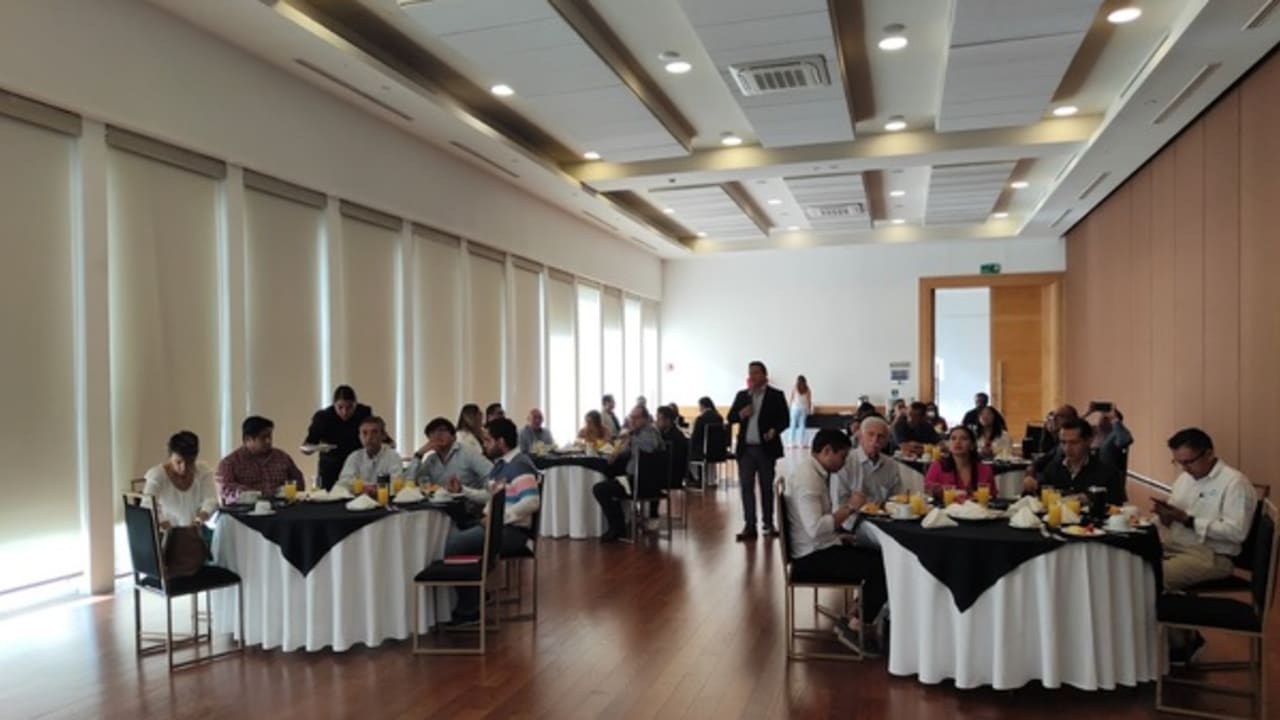 Club Industriales de Queretaro — foto 4