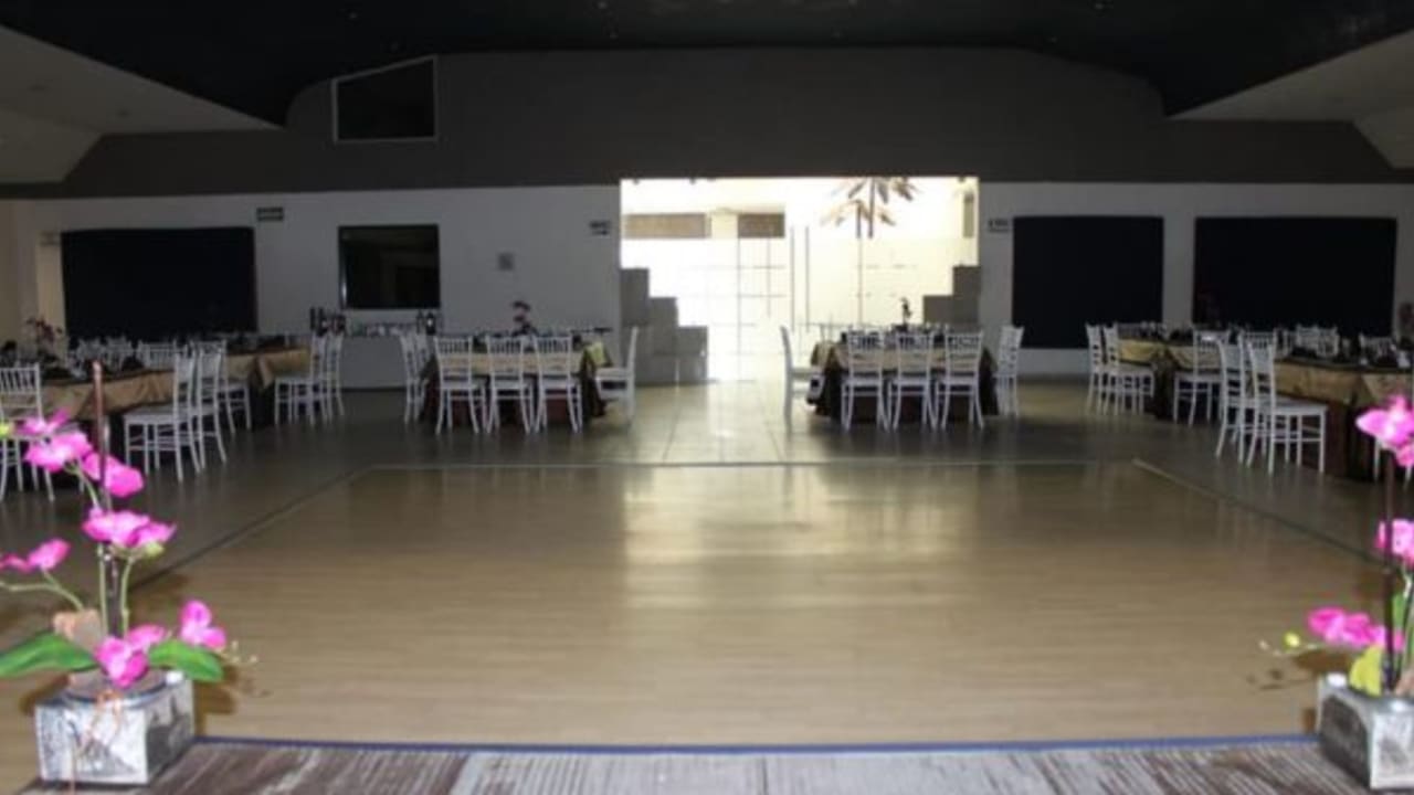 Salón de Eventos Puerta de Hierro