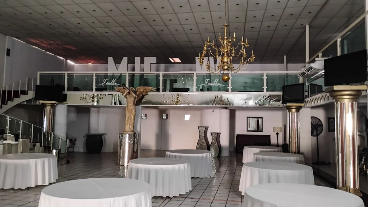 Salón De Eventos Los Candiles