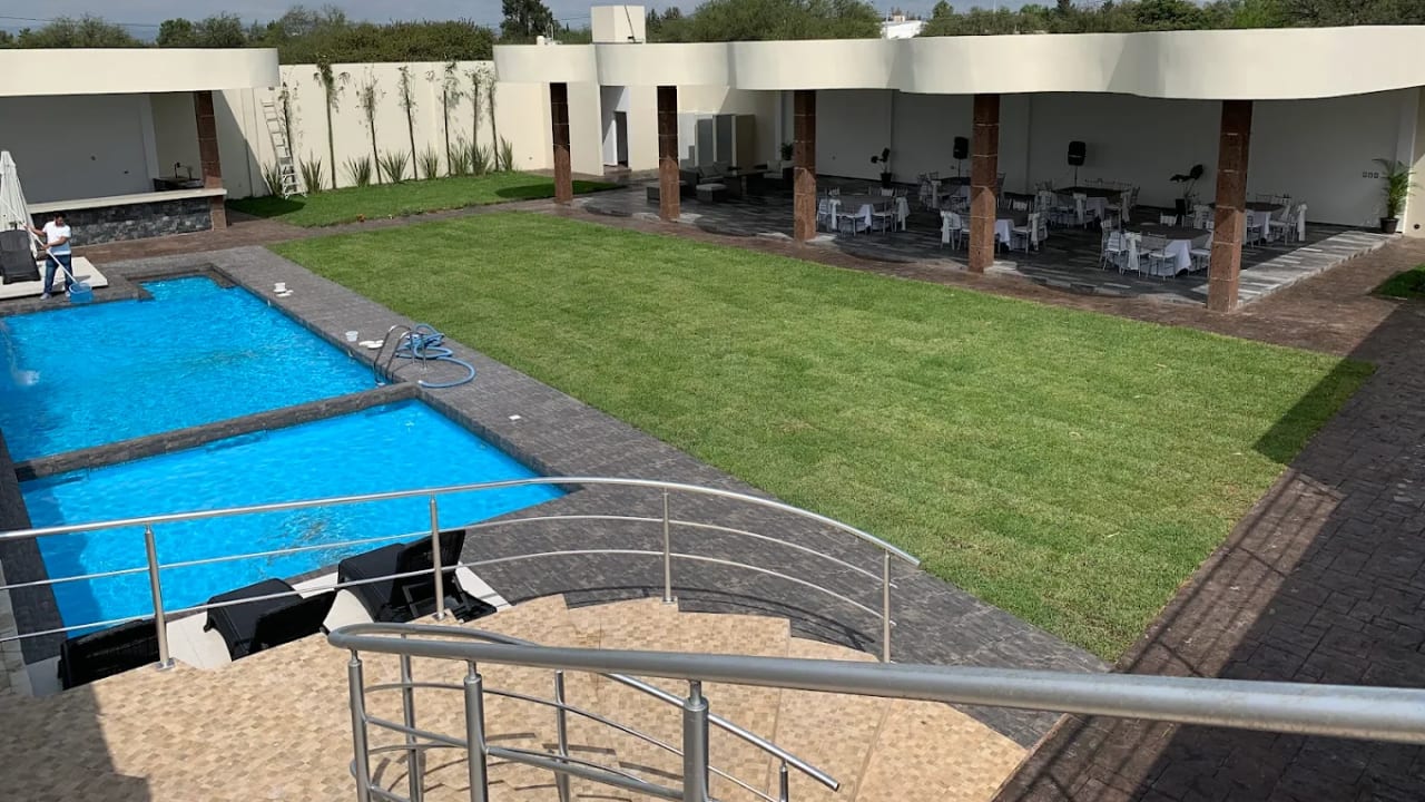 Haraveri Salón Terraza y Jardín — foto 4