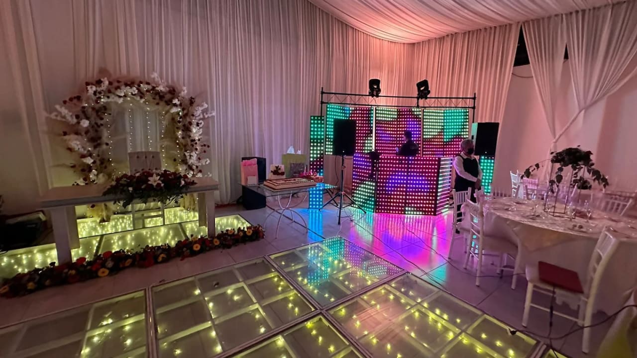 Salón y Jardín Bosscal — foto 2