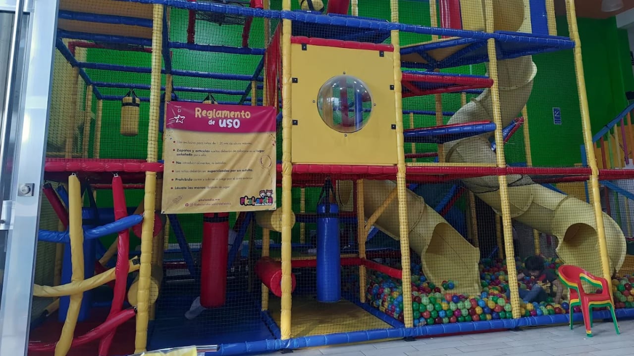 Pkelandia Salón de Fiestas — foto 2