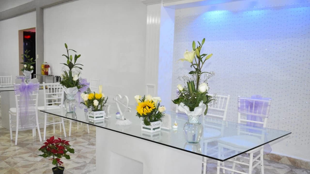 Salón Diann — foto 3