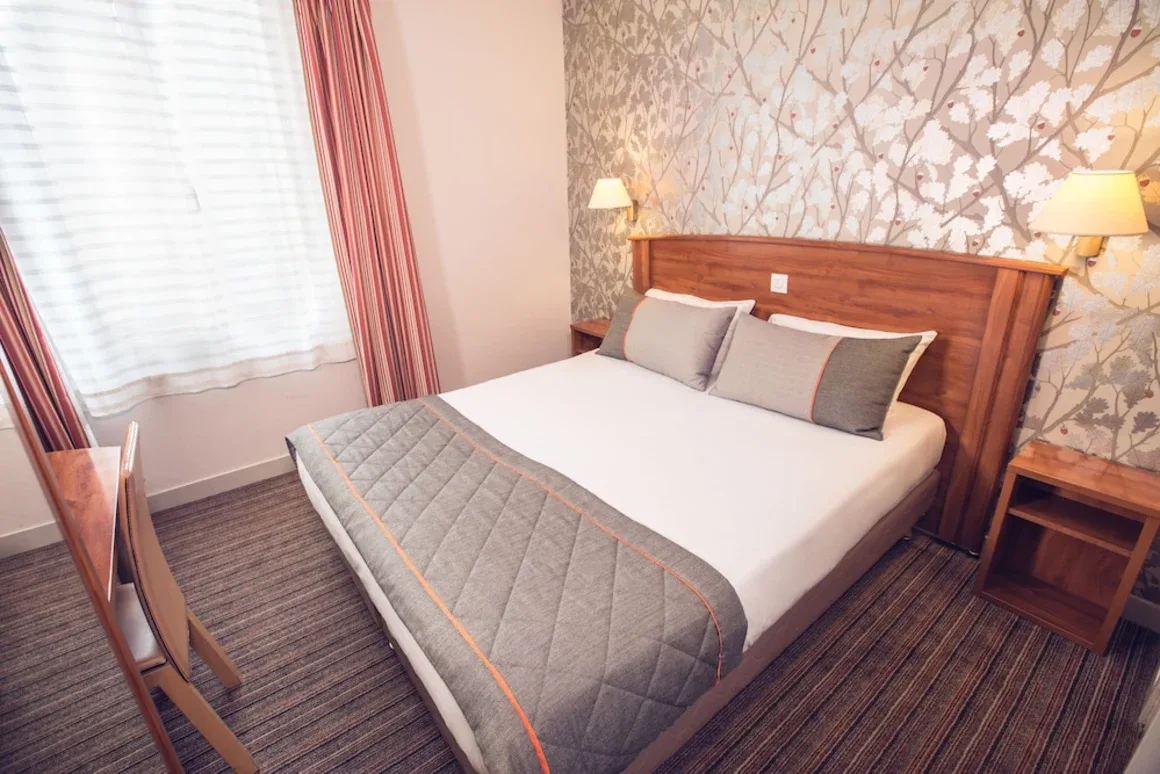 Timhotel Tour Eiffel - main image