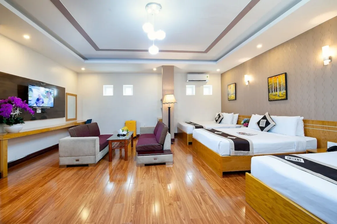 Eden Garden Hotel - main image
