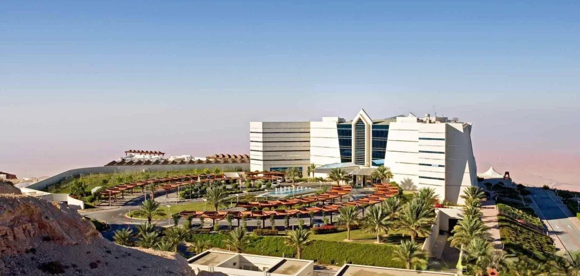 Mercure Grand Jebel Hafeet Al Ain Hotel - الصورة الرئيسية