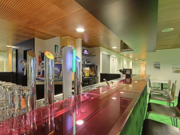 Auberge de Jeunesse Paris HI Yves Robert - صورة 2