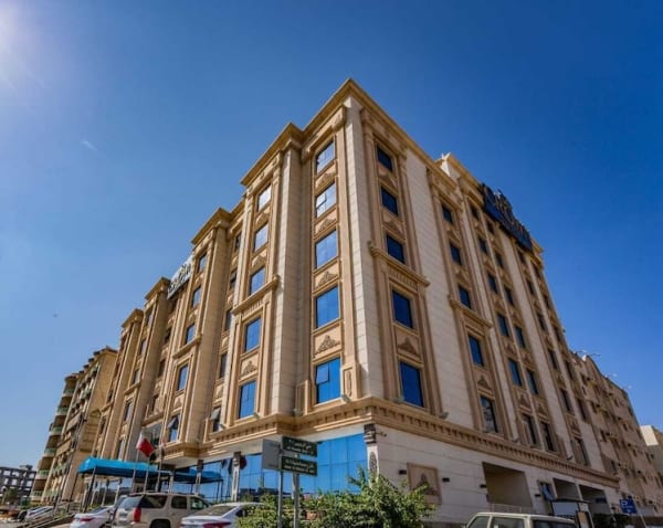 Crown Town Hotel - صورة 3