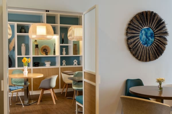 Hotel Paris Louis Blanc - صورة 3