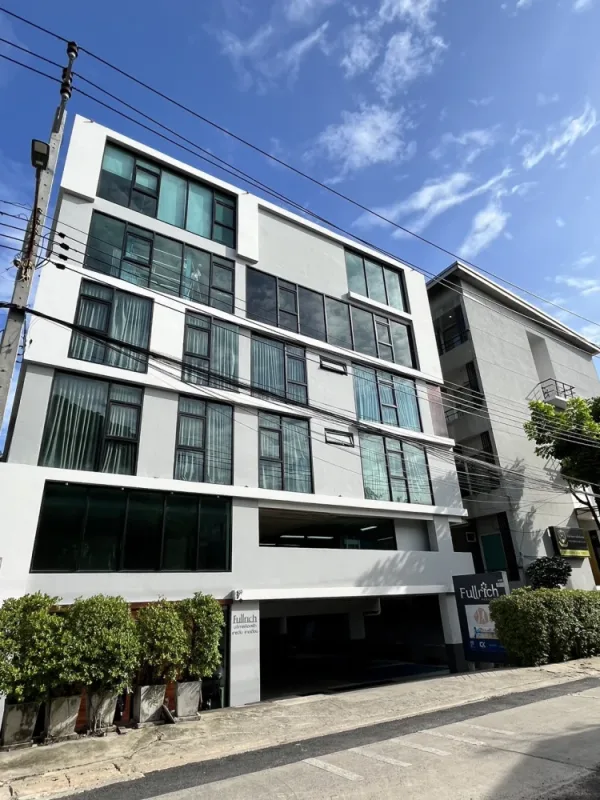 Fullrich Residence - image 2