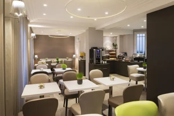 Hotel Acropole - image 3