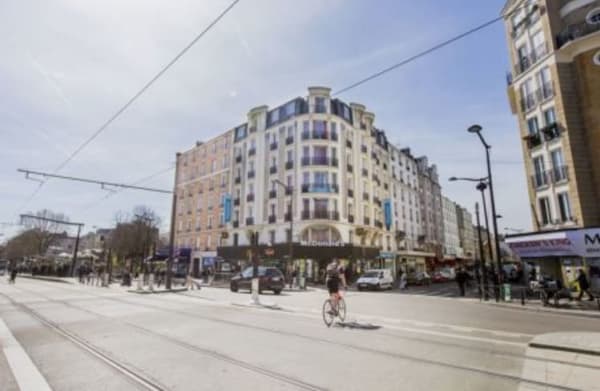 Hipotel Paris Printania Maraichers - image 3