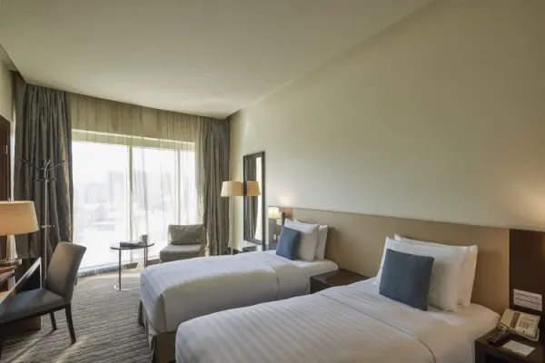 Safir Hotel Doha - image 3