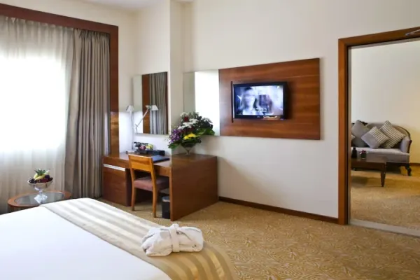 Landmark Grand Hotel - صورة 3